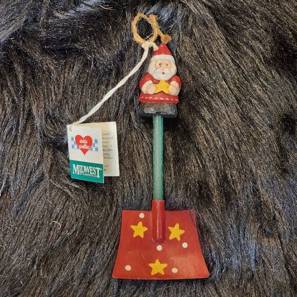 Eddie Walker Midwest of Cannon Falls Santa with Snow Shovel Ornament - Picture 1 of 10